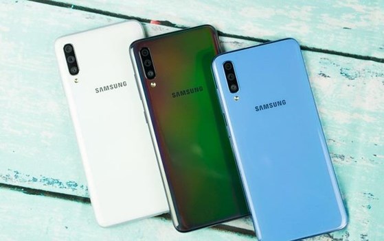 Note 9 và nhiều mẫu điện thoại Samsung rớt giá thê thảm