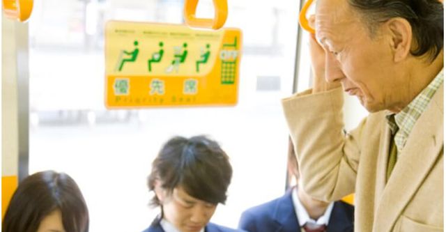 Tại sao người Nhật không nhường ghế cho người già trên tàu điện ngầm? - 3
