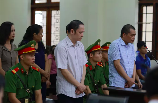 Kẻ chủ mưu vụ gian lận thi cử ở Hà Giang bị đề nghị mức án 9 năm tù - Ảnh 2.