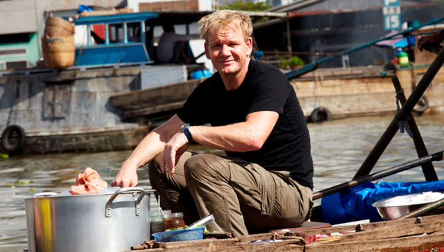 Siêu đầu bếp Gordon Ramsay gọi Việt Nam là một trong ba địa danh ẩm thực ngon nhất thế giới - Ảnh 1.