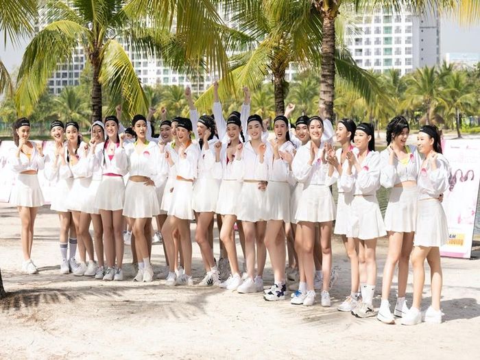 Ở phần thi Người đẹp thể thao, top 35 Hoa hậu Việt Nam 2022 diện trang phục khỏe khoắn.