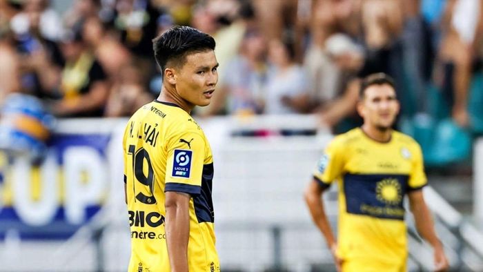 Quang Hải được Pau FC cho về Việt Nam đá AFF Cup 2022 (Ảnh: Getty).