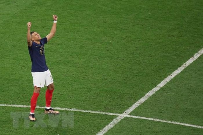 Mbappe sẽ là thách thức rất lớn với Messi ở chung kết. (Ảnh: AFP/TTXVN)