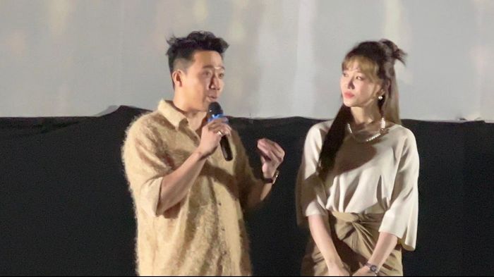 Trấn Thành và Hari Won lần đầu đứng chung sân khấu chia sẻ về hôn nhân sau khi vướng tin ly hôn hồi tháng 7.
