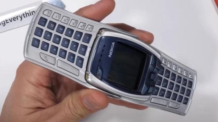 Nokia 6810 (2002)