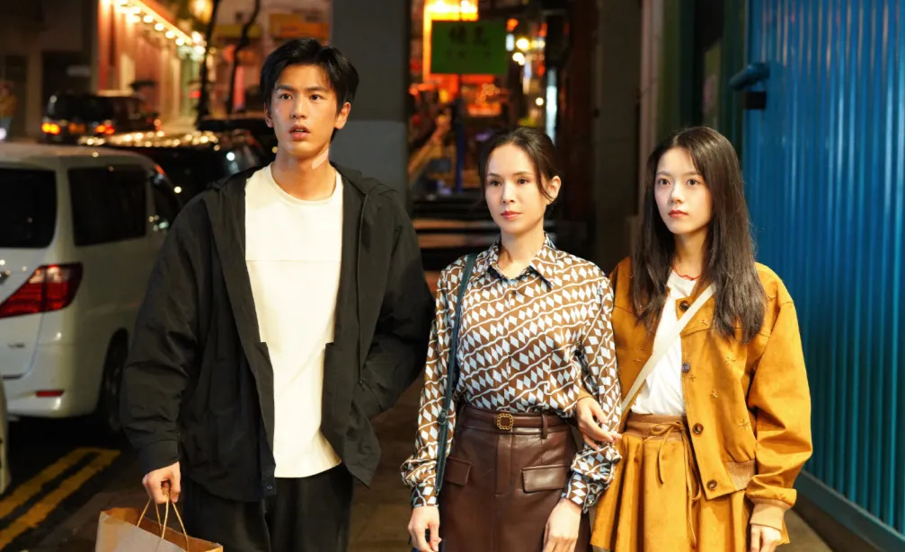 Lý Nhược Đồng không sợ bị chê hết thời - Ảnh 2.