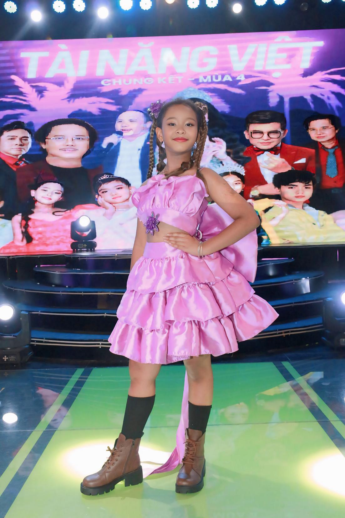 Lê Sao Khuê, Tài Năng Việt