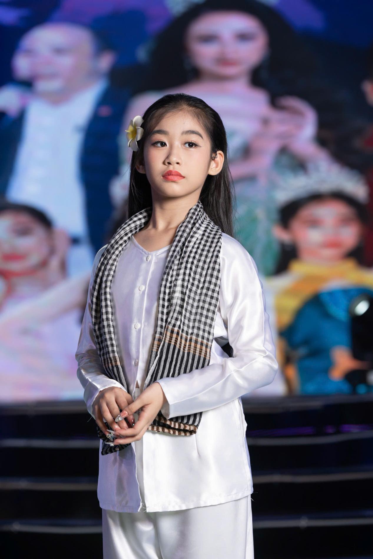 Phạm Minh Bảo Ngọc, Tài Năng Việt