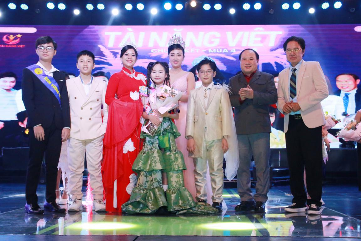 Phạm Thị Tường Anh, Tài Năng Việt