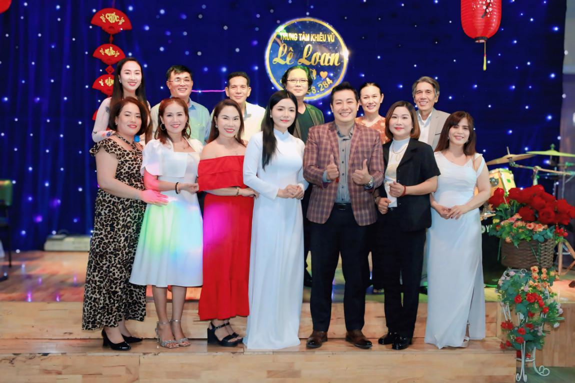 Tài Năng Việt, kết nối, nghệ thuật